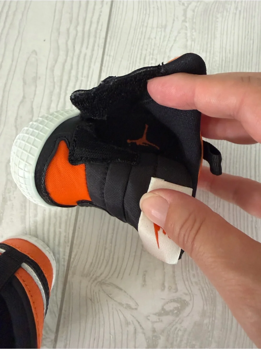 Nike Air Jordan Retro 1 Crib Bootie Baby Shoes